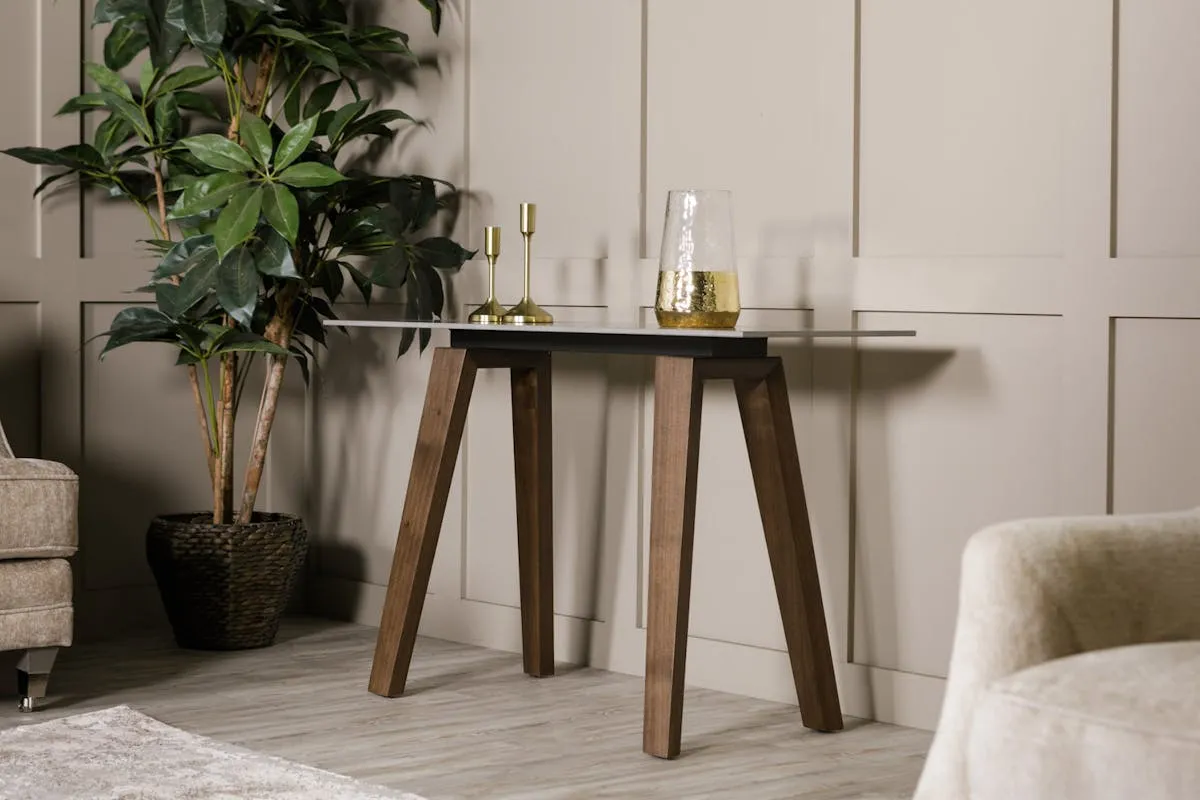 Avenza Console Table