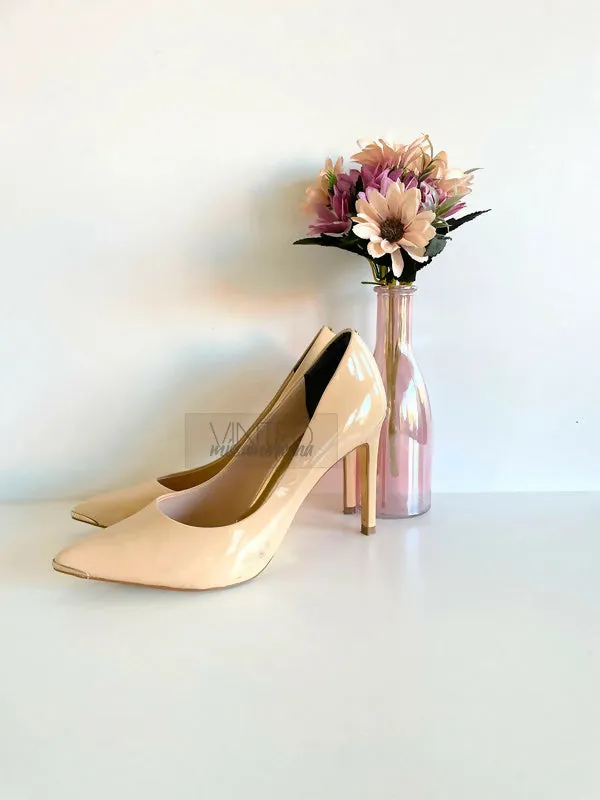 Beige Stiletto Lack Pumps
