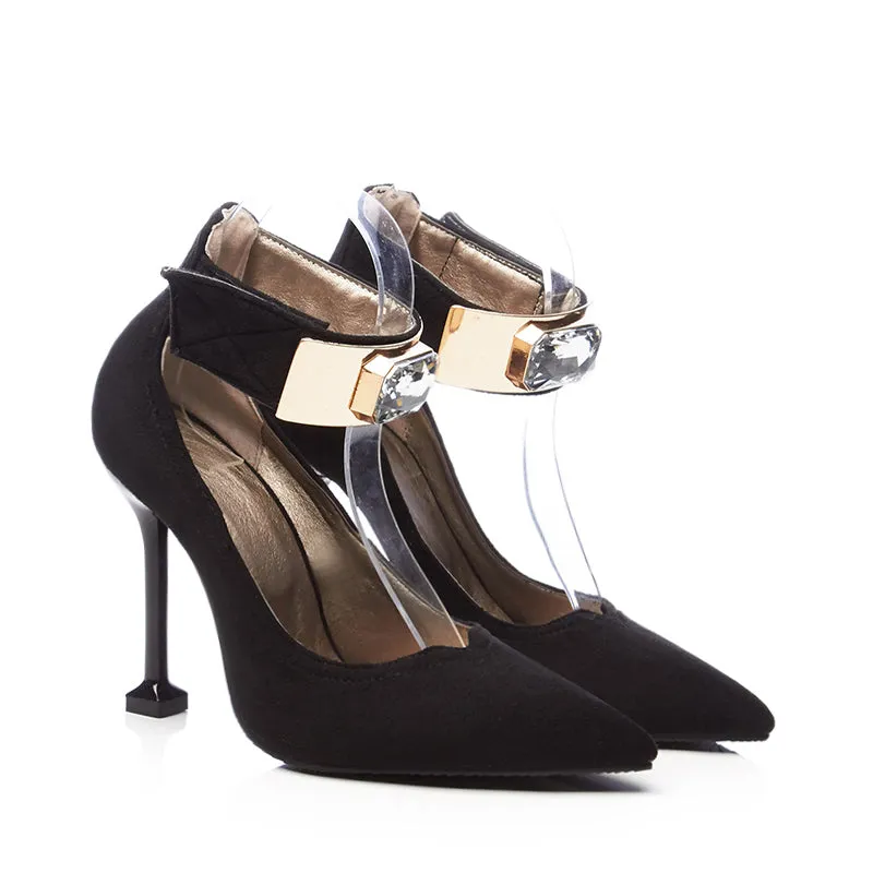 Bigsizeheels Metal trimmed pointy heels- Black