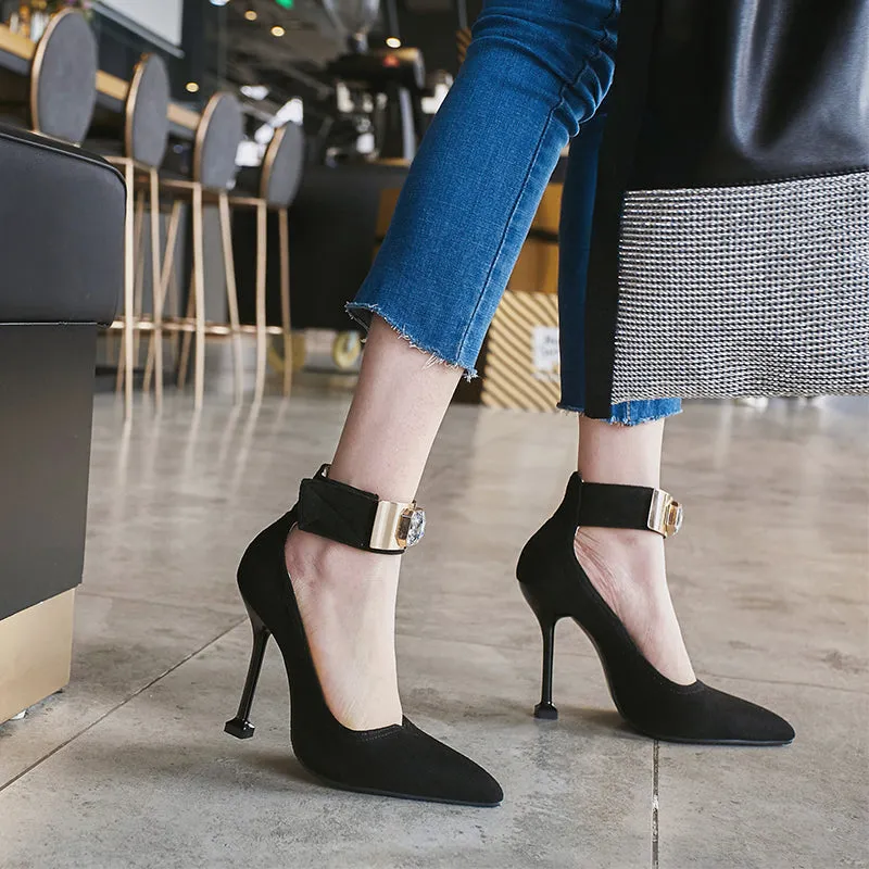 Bigsizeheels Metal trimmed pointy heels- Black