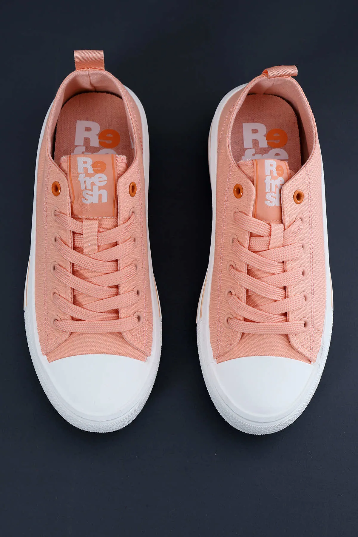 Elena Trainers Coral