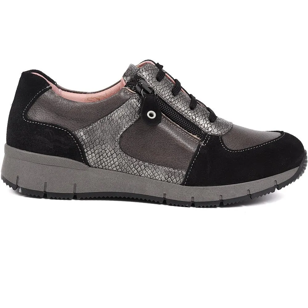 Leather Lace-Up Trainers - CAL40003 / 326 401