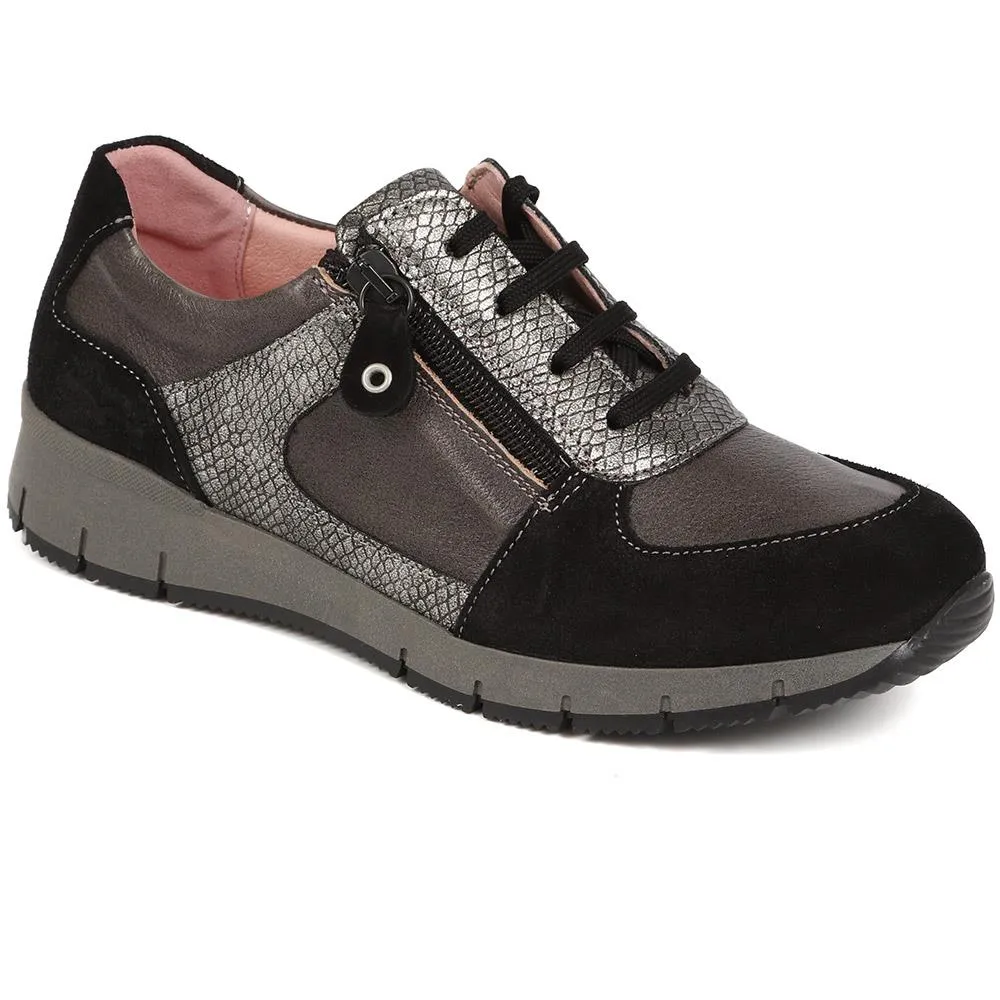 Leather Lace-Up Trainers - CAL40003 / 326 401