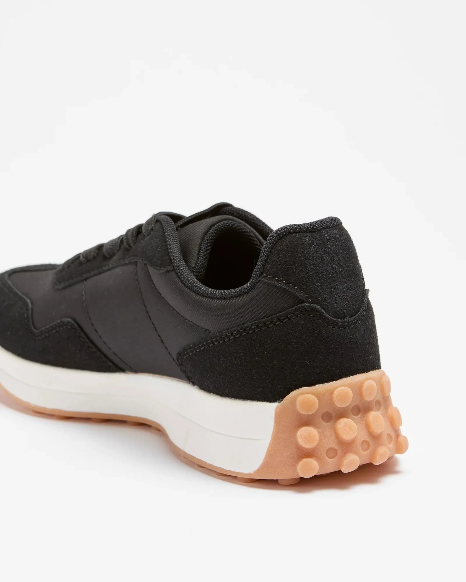popular  Womens Athletic Sneaker - Nillia