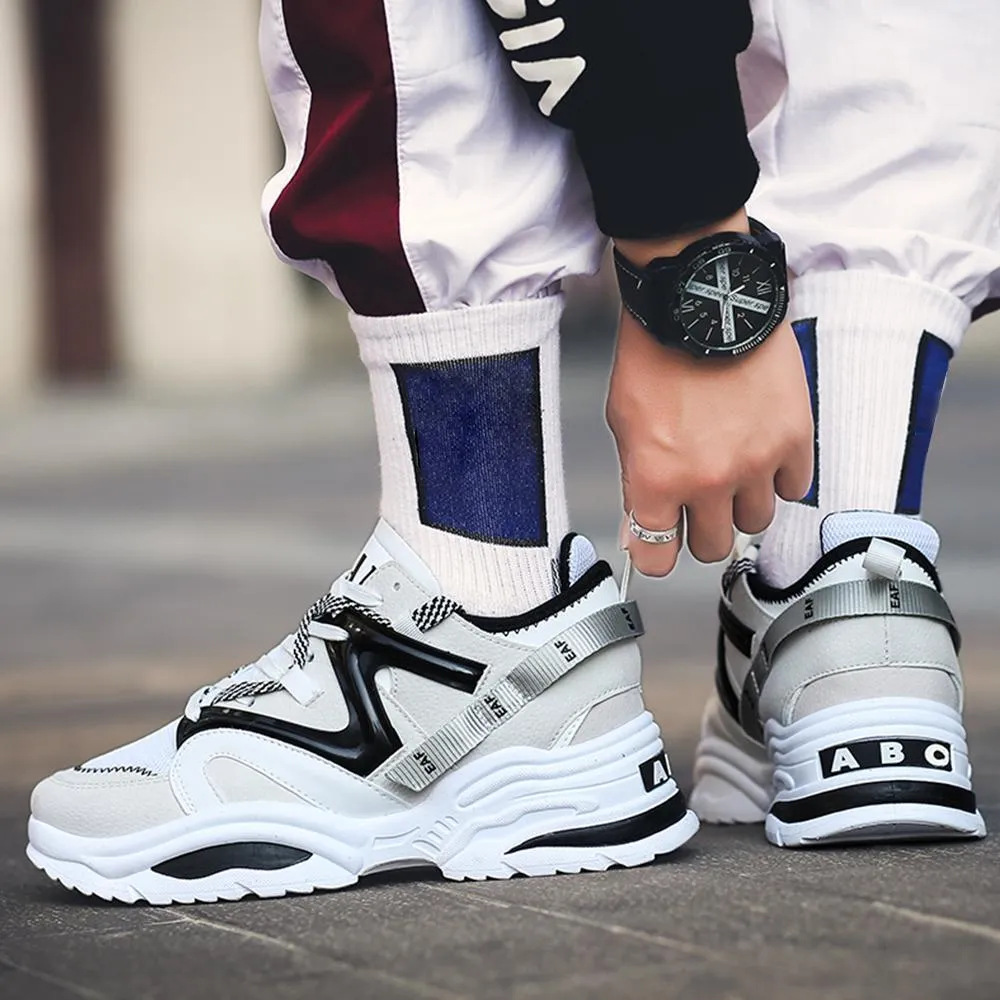 Stylish sneakers - comfortable and fashion-friendly