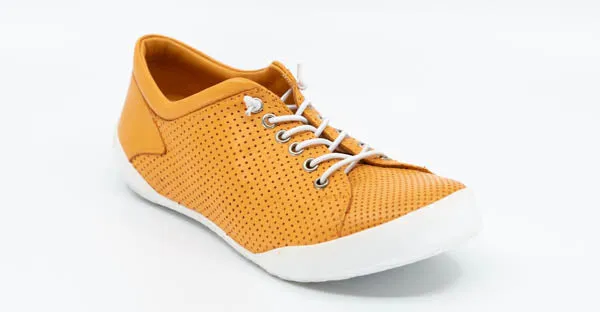 Teejay in Orange